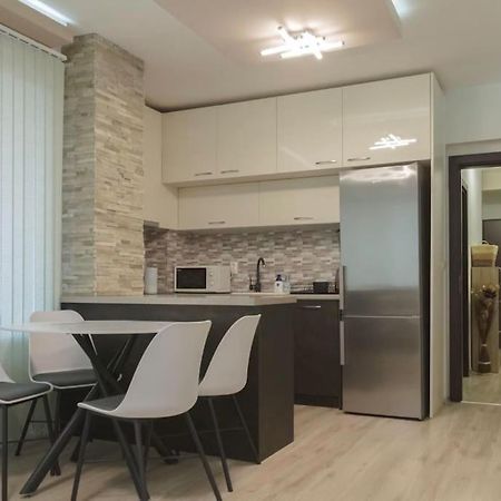 Breeze Apartment Burgas Stad Buitenkant foto